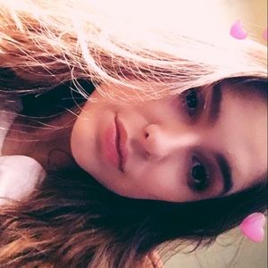 Meet your Posher, Marissa